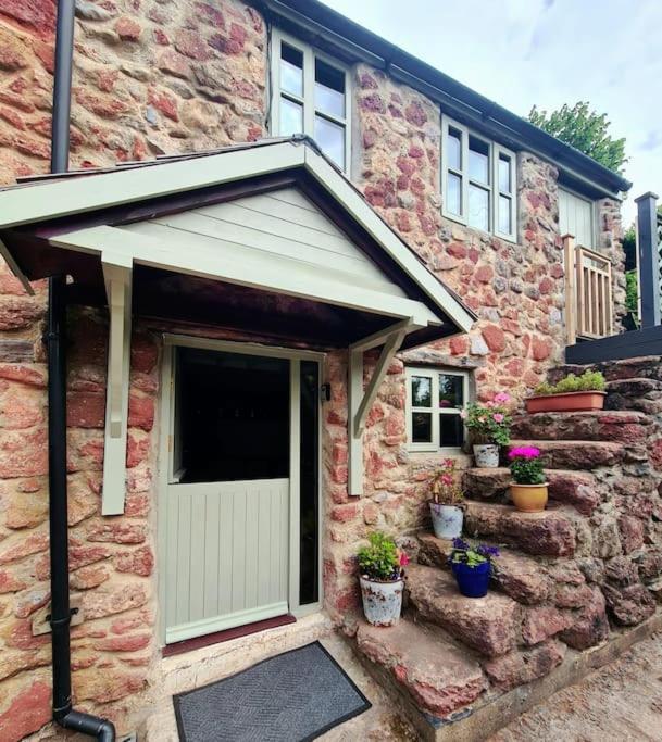Mill Cottage Garden Annexe นิวตันแอบบ็อต ภายนอก รูปภาพ